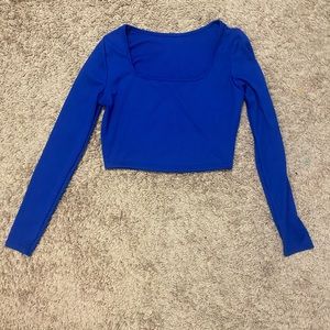 Cropped long sleeves